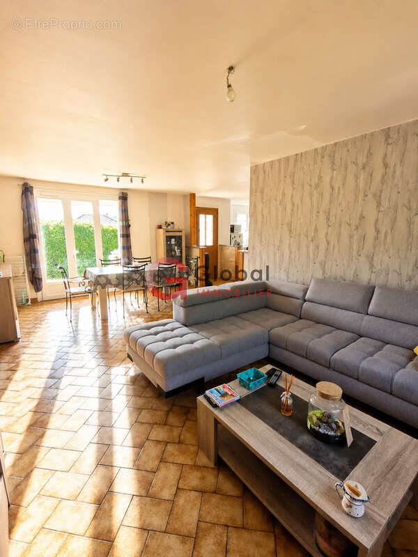 Maison à MAINSAT