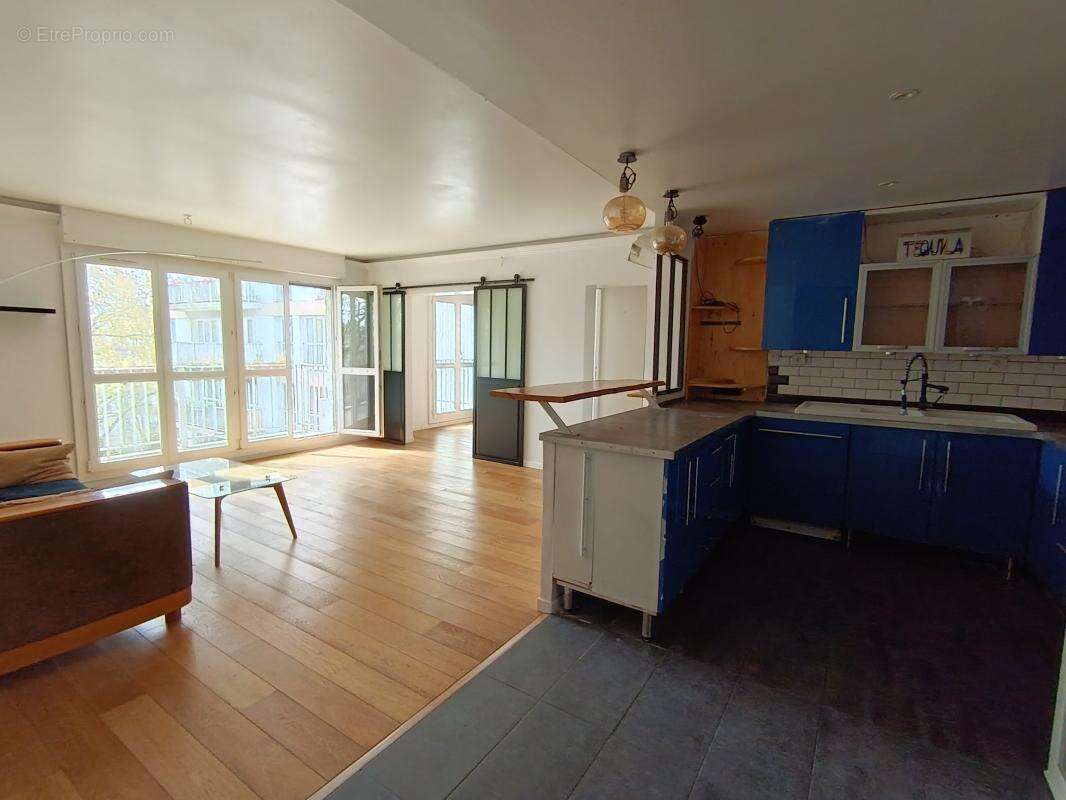 Appartement à LES ULIS