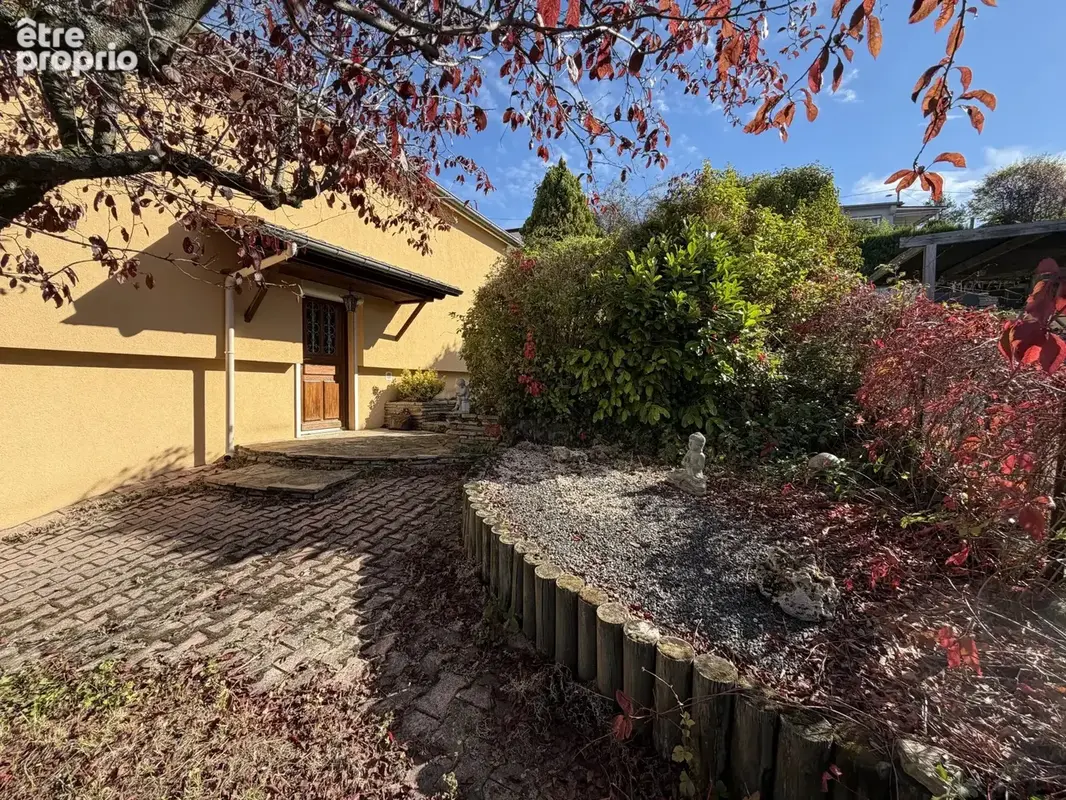 Maison individuelle à deux pas du centre bourg de Villars - photo 2