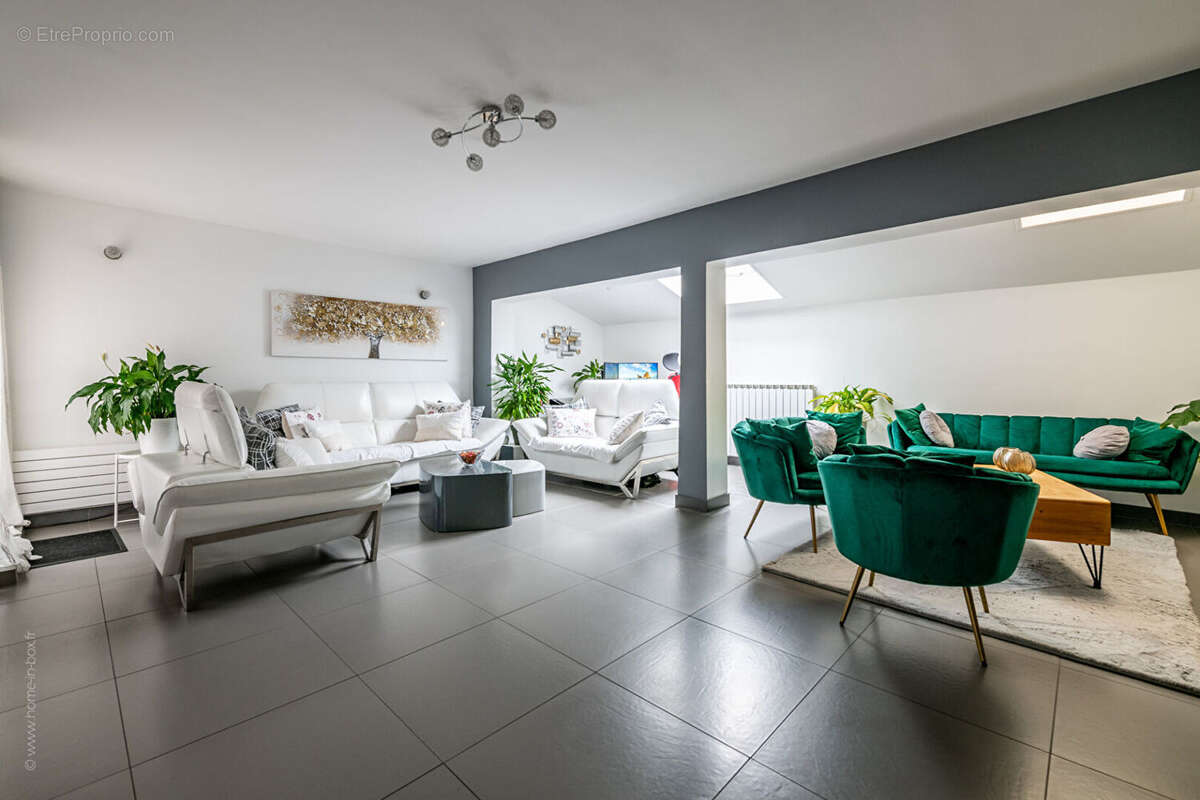 Maison à VILLIERS-SUR-MARNE