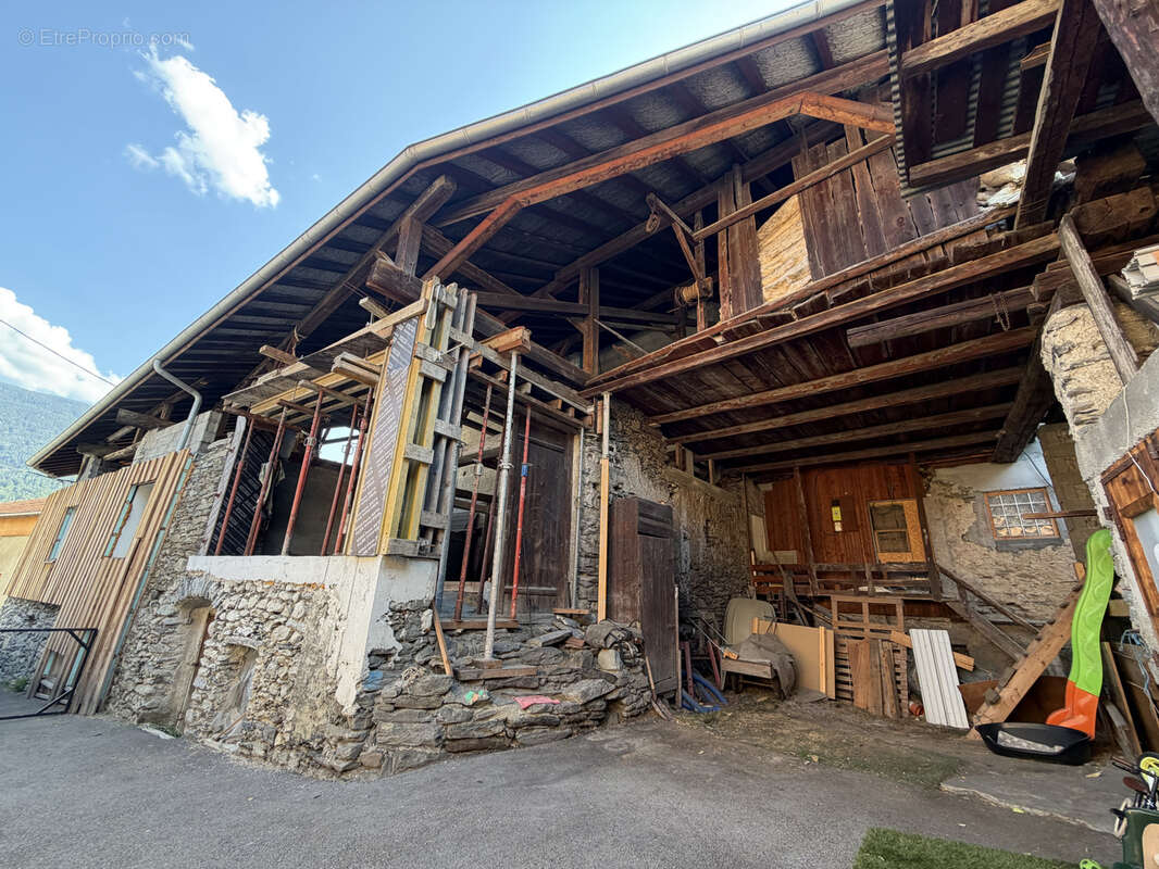 Maison de village à rénover avec fort potentiel   La Côte d'Aime (La Plagne Tarentaise) - photo 2