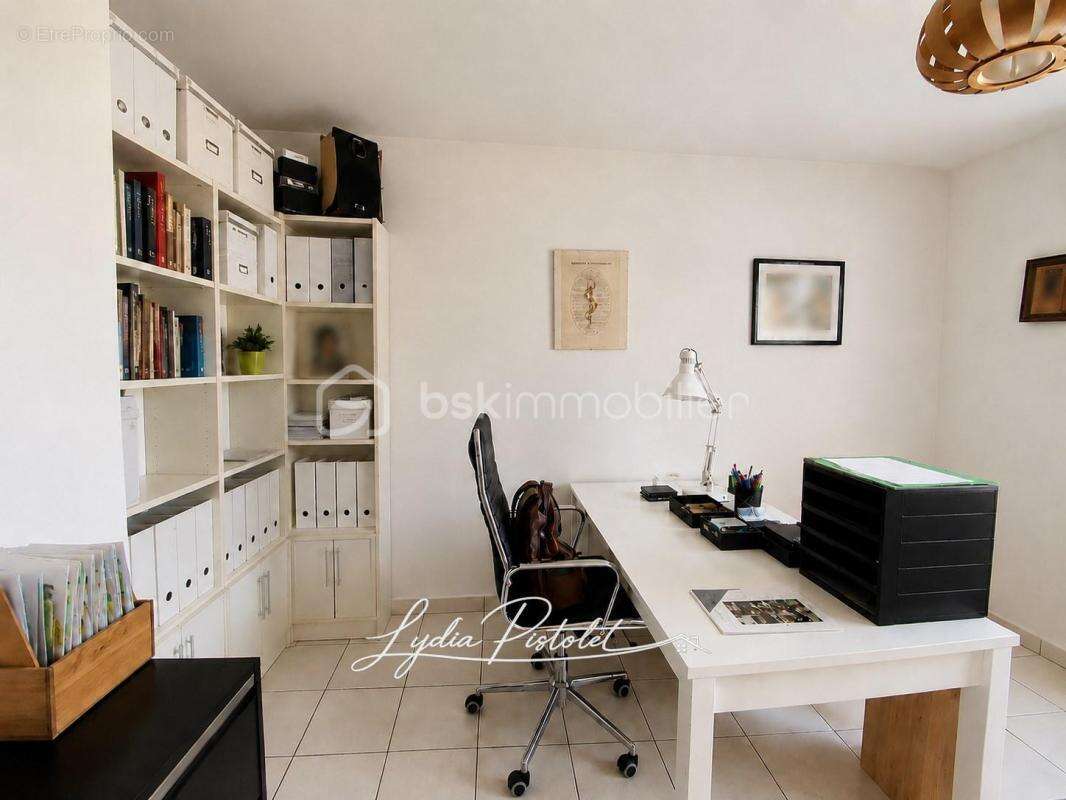 APT en Luberon (84) - Une maison ne se choisit pas seulement sur des photos… découvrez si celle-ci mérite votre visite - photo 15