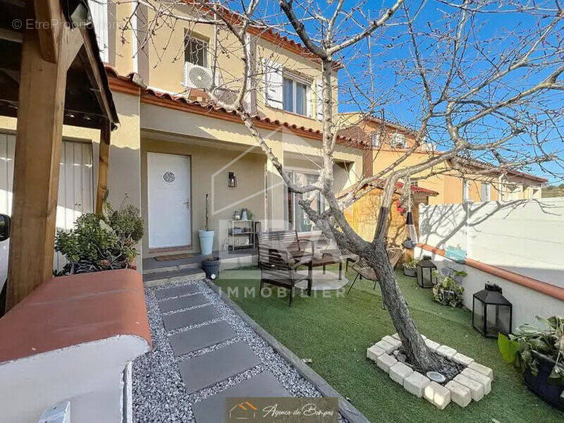 Maison à SAINT-JEAN-LASSEILLE