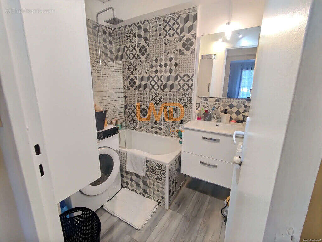 Appartement à MARSEILLE-9E