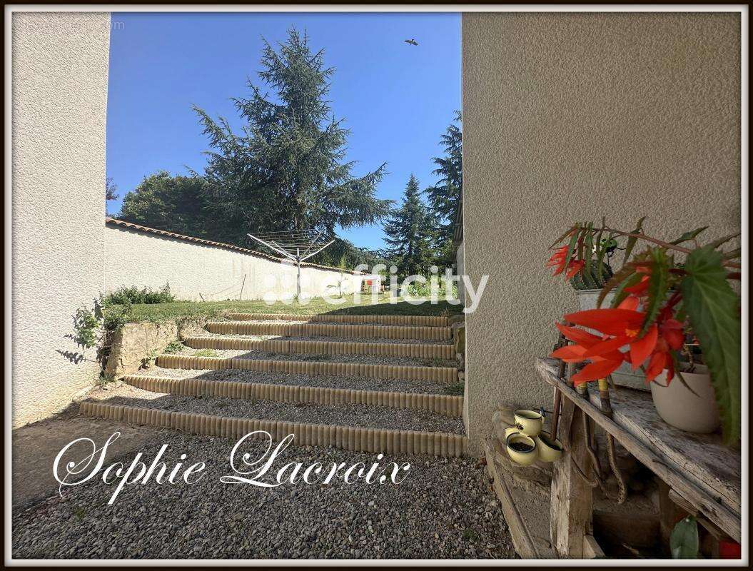 Maison à LENS-LESTANG