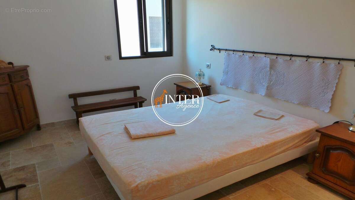 Appartement à LES ISSAMBRES