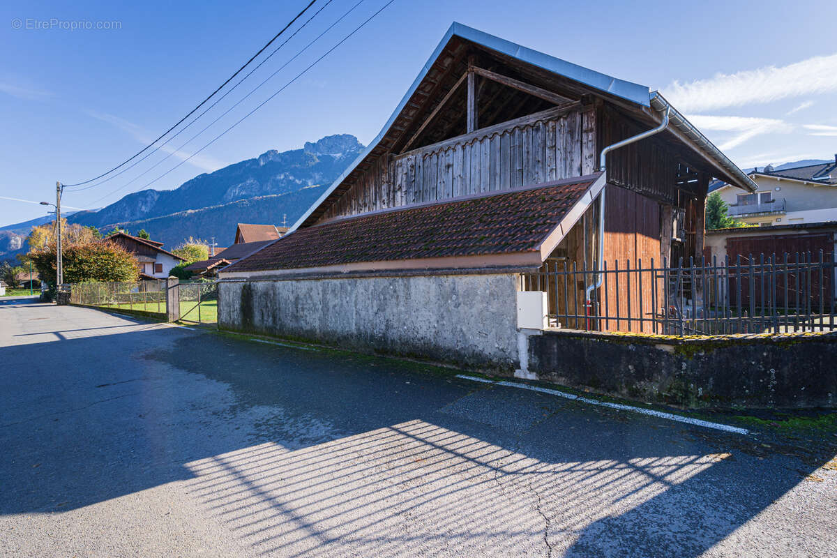 Maison à SAINT-PIERRE-EN-FAUCIGNY