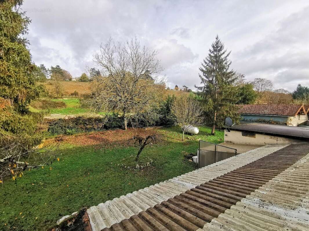 Ancienne auberge  fort potentiel - photo 22