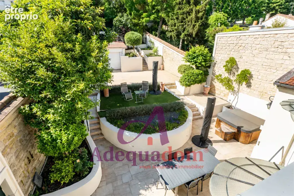 Maison familiale & jardin et garage - Pont de Levallois - photo 2