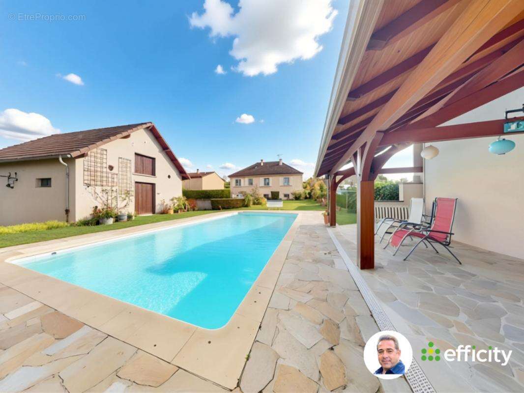 Maison à SAINT-VICTOR