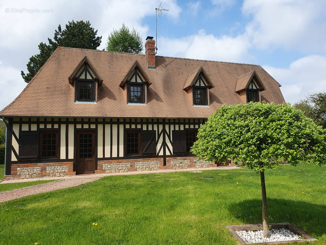 Maison à CORMEILLES