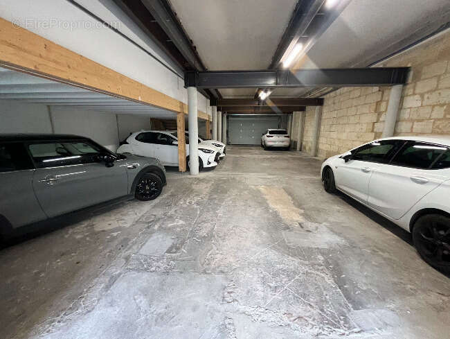 Commerce à BORDEAUX