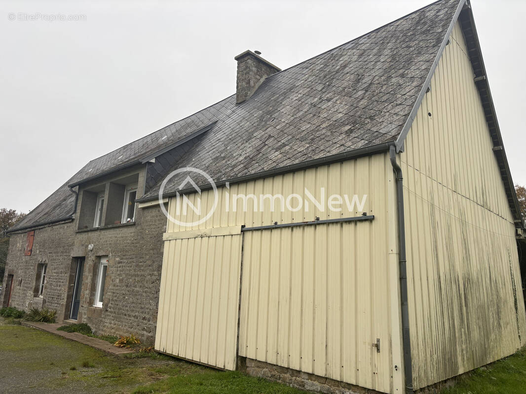 Maison à SOURDEVAL