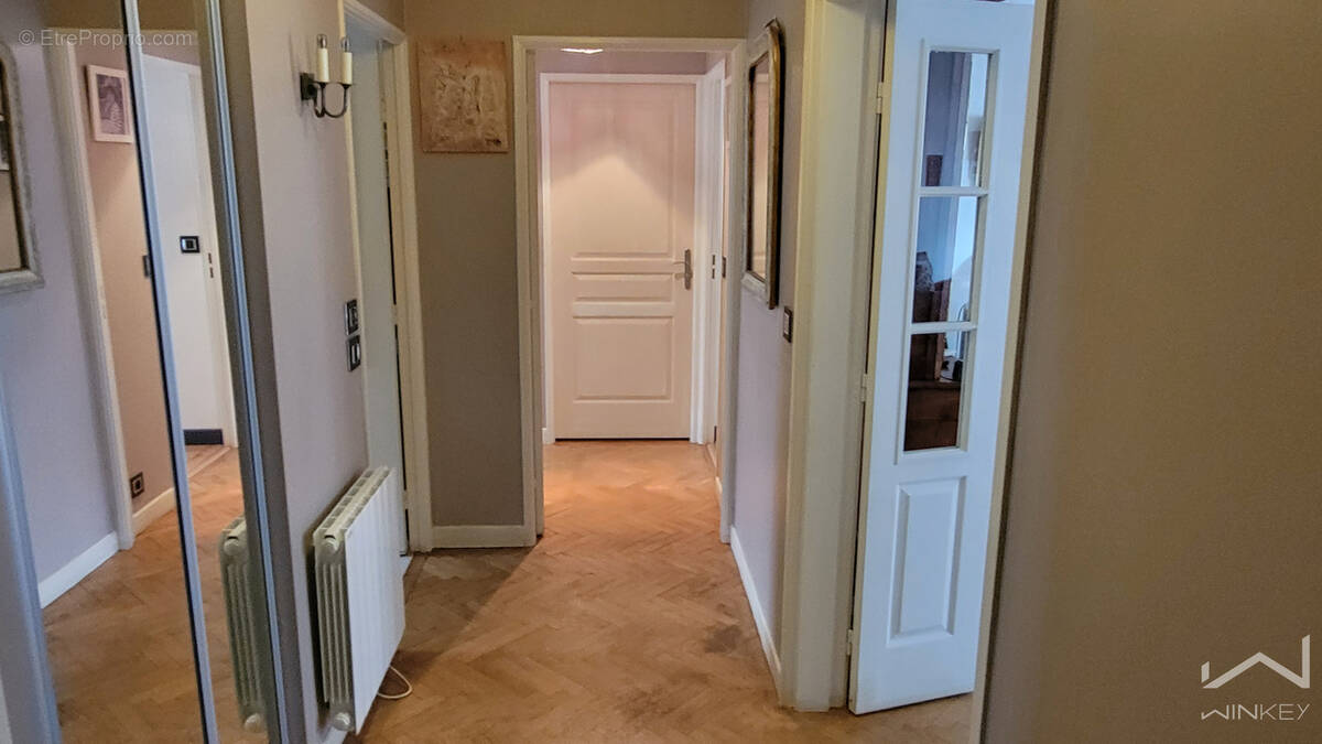 Appartement à PARIS-10E