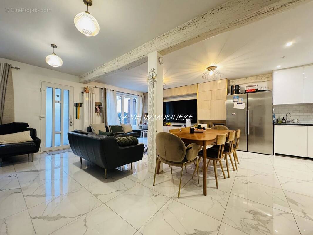 Maison à SAINT-MAURICE