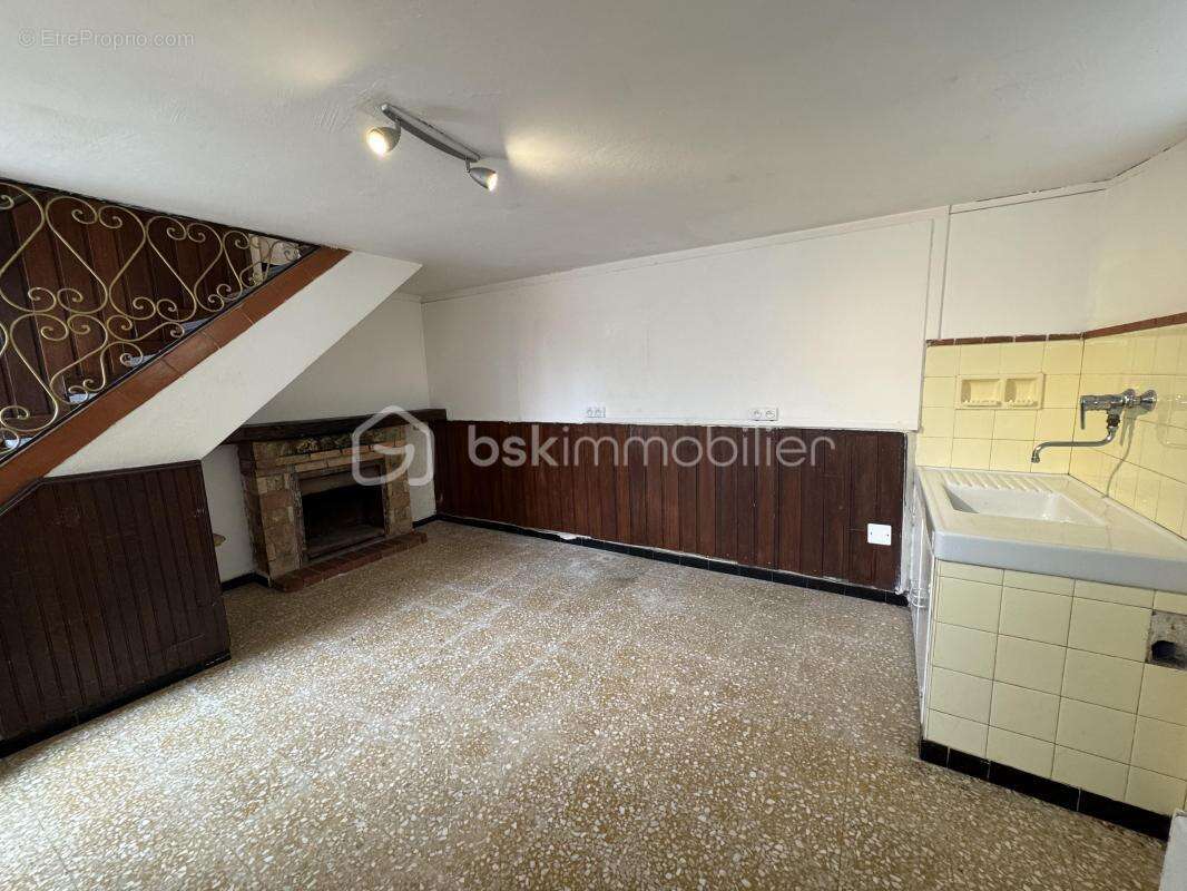 Appartement à GREOLIERES