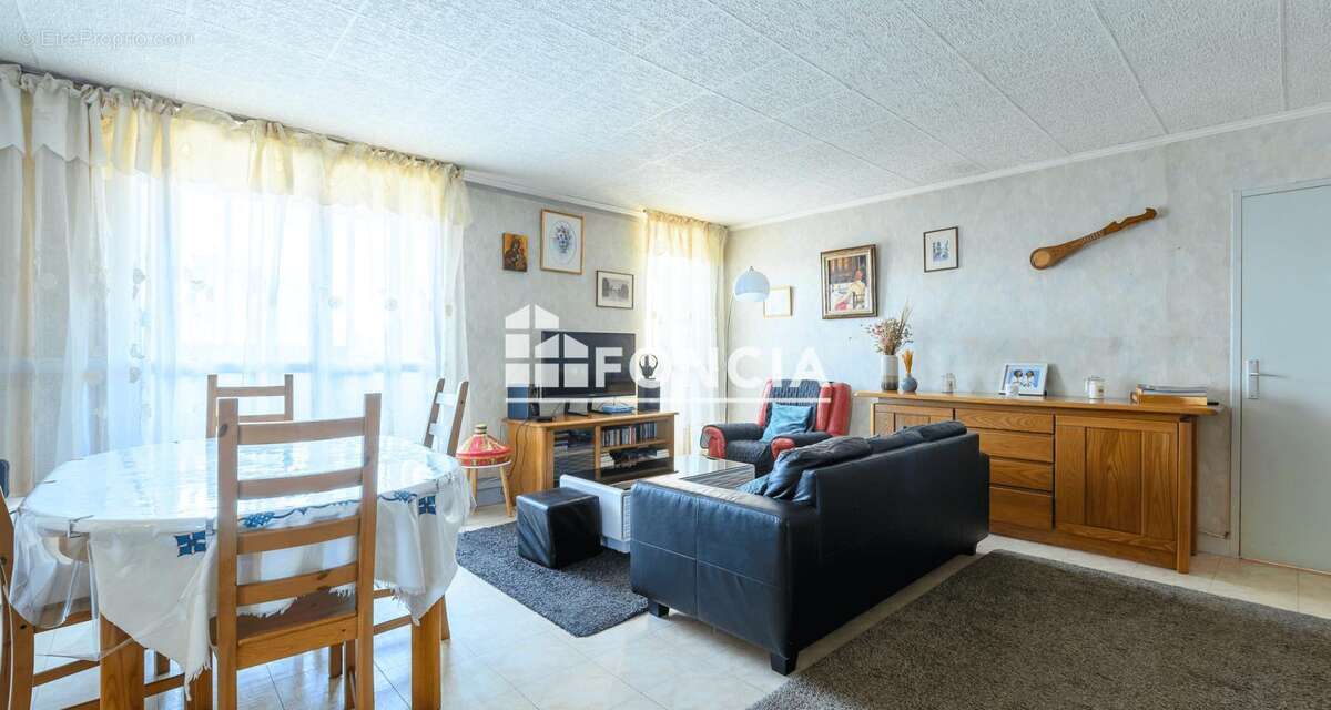 Appartement à NEUILLY-SUR-MARNE
