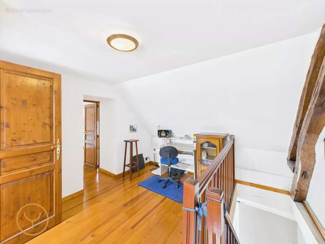 Maison à MARIGNY-LE-CHATEL