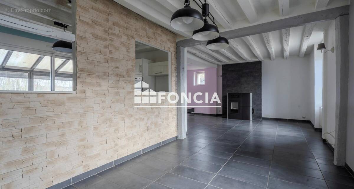 Maison à SAINT-MARS-LA-BRIERE