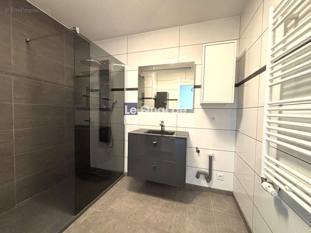 Appartement à ECHIROLLES