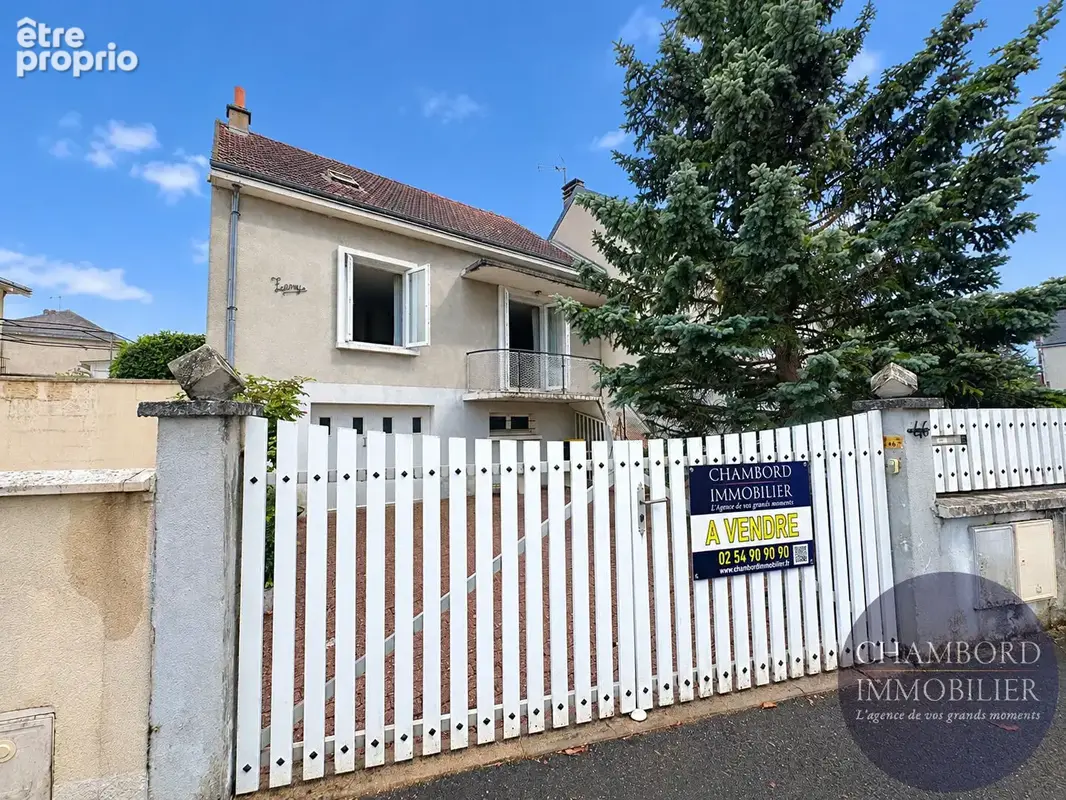 Photo Maison à Blois au prix de 142 920€