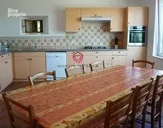 Grande maison familiale avec piscine et belles vues - photo 8