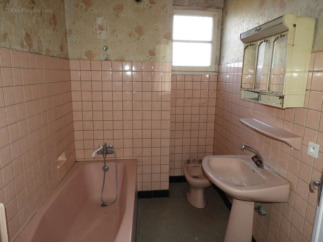 Maison à LIMOGNE-EN-QUERCY