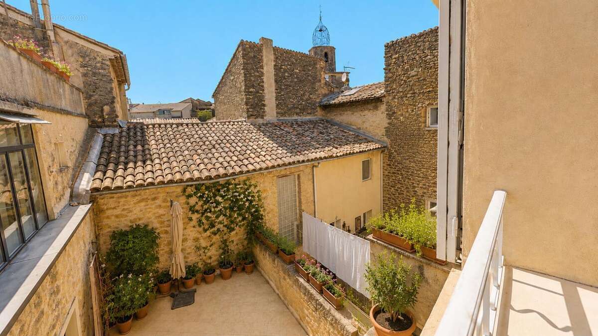 Superbe maison de village avec terrasse et cave - photo 18