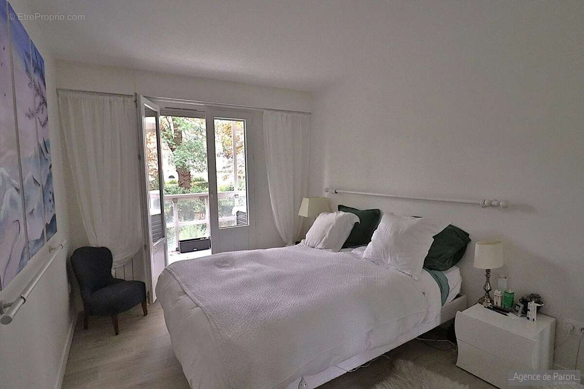 Appartement à VERRIERES-LE-BUISSON