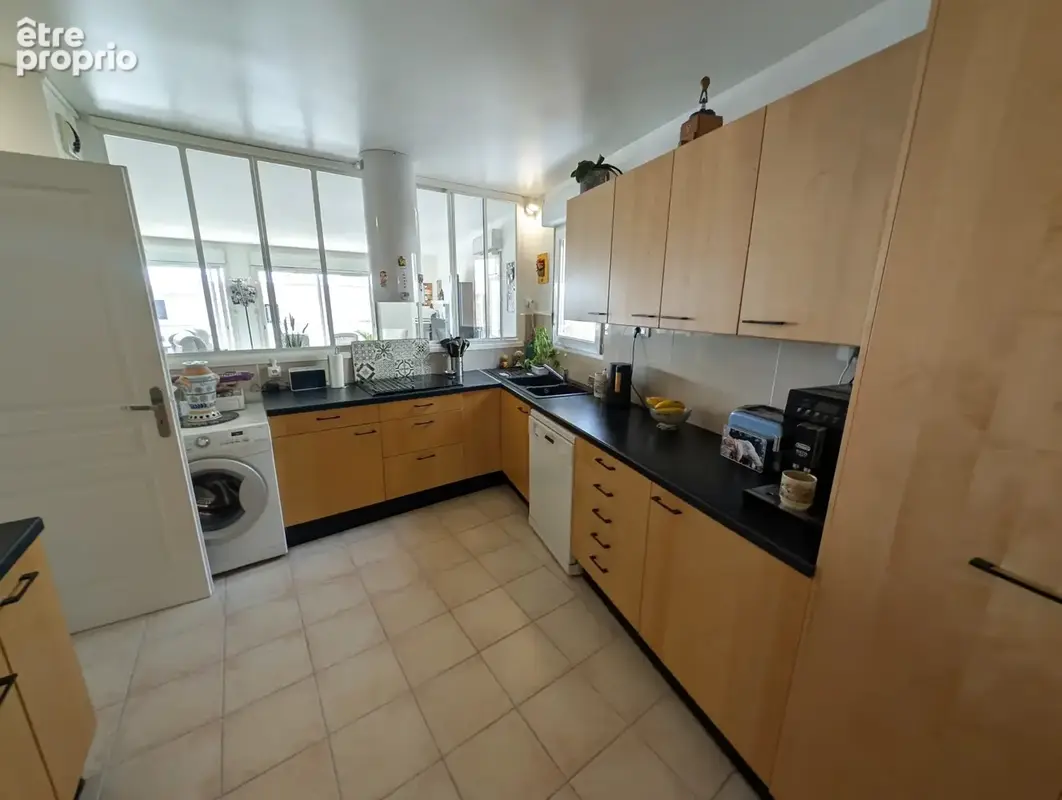 Rare à la vente   Appartement 102 m2 à 200 m de la mer, quartier des Lônes - photo 7