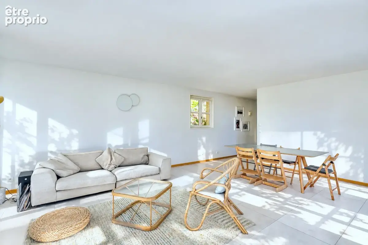 Maison 6 pièces, garages, jardin paysagé avec piscine   Saint-Cyr-au-Mont-d’Or - photo 8