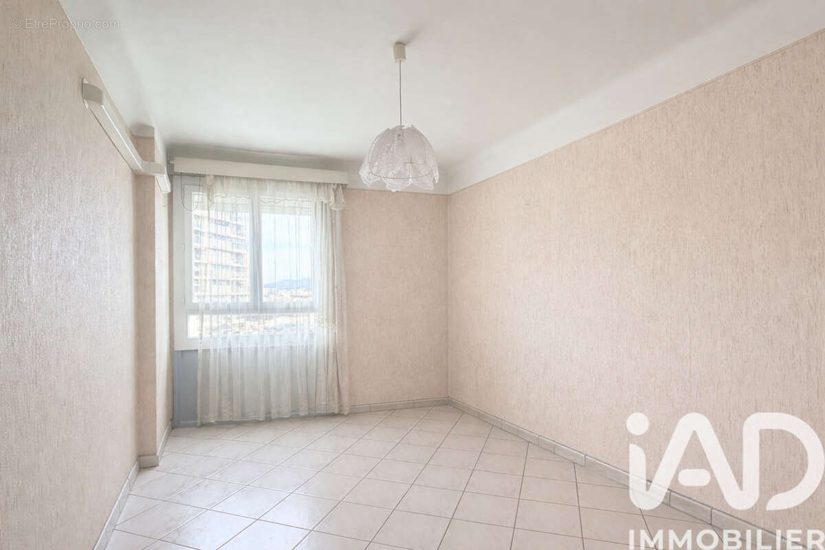 Photo 5 - Appartement à MARSEILLE-11E
