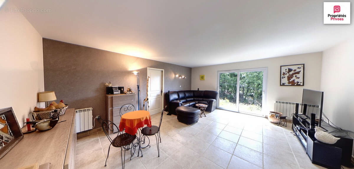 Maison à ESPARRON-DE-VERDON
