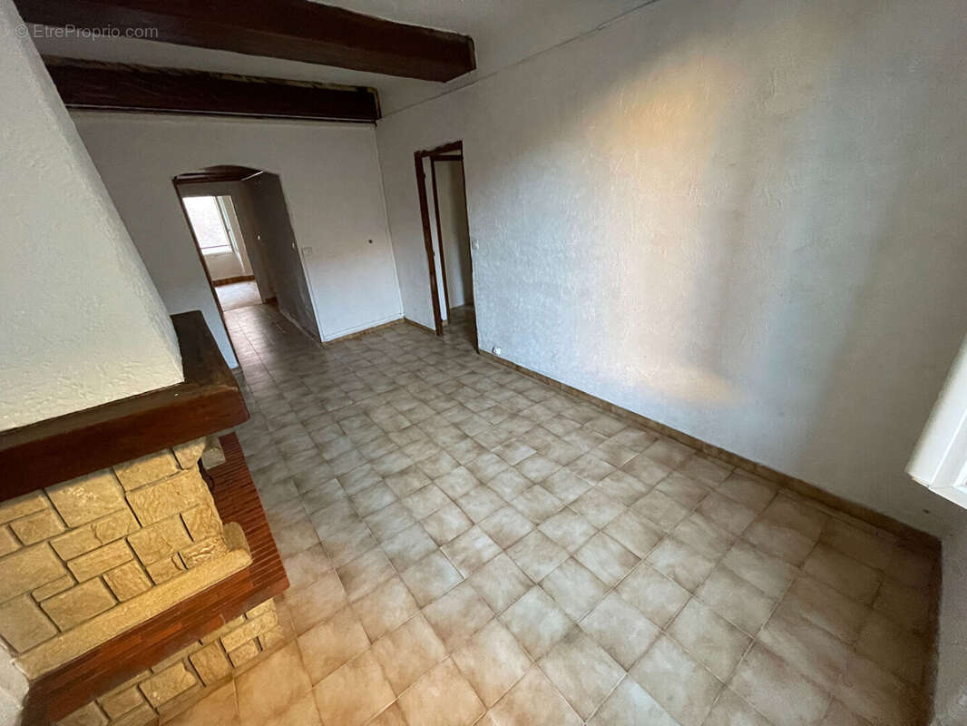 Appartement à CUERS