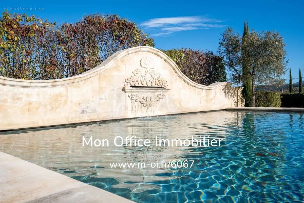 Maison à BONNIEUX