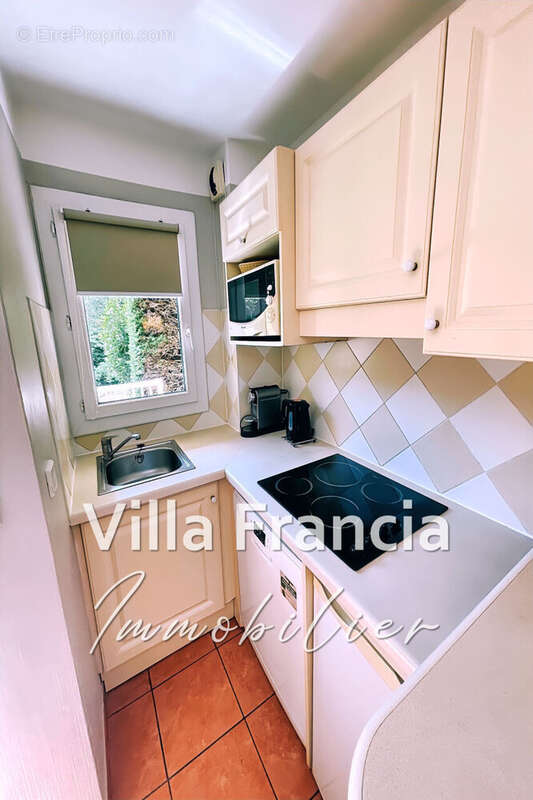 Appartement à MANDELIEU-LA-NAPOULE