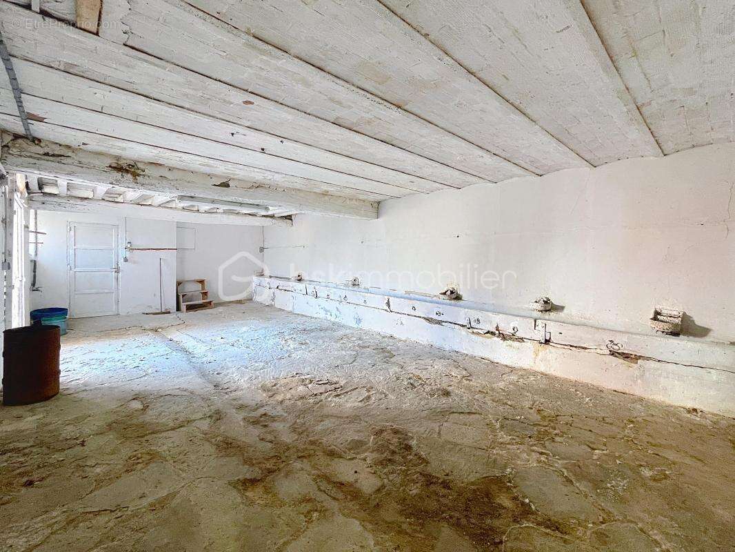 Maison à AUFFERVILLE