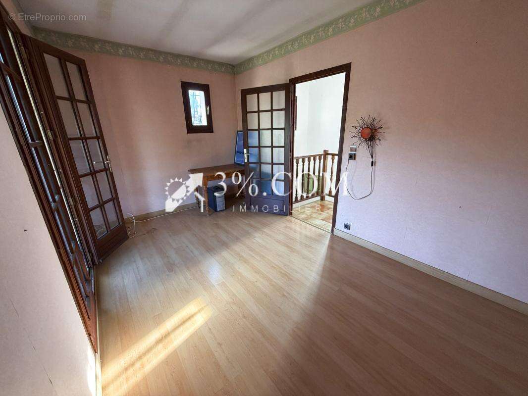 Maison à COLOMARS