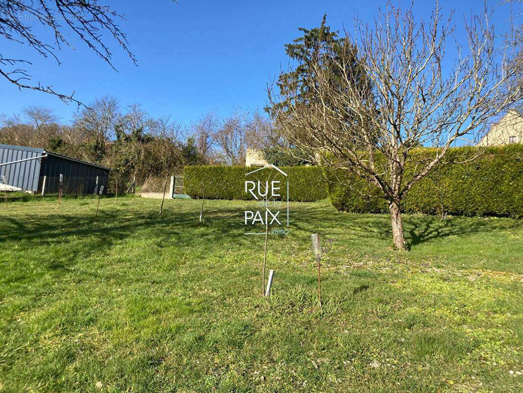 Maison à VAUX-SUR-VIENNE