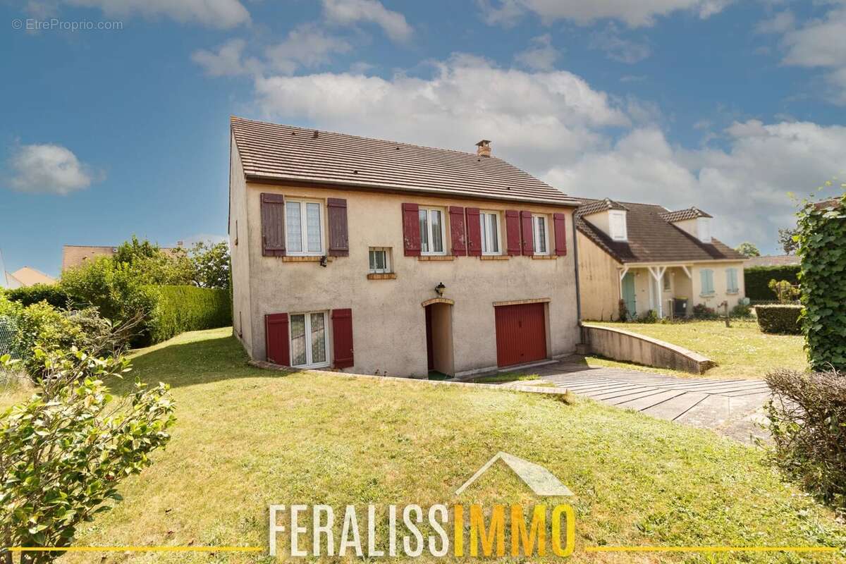 Maison à COURDIMANCHE