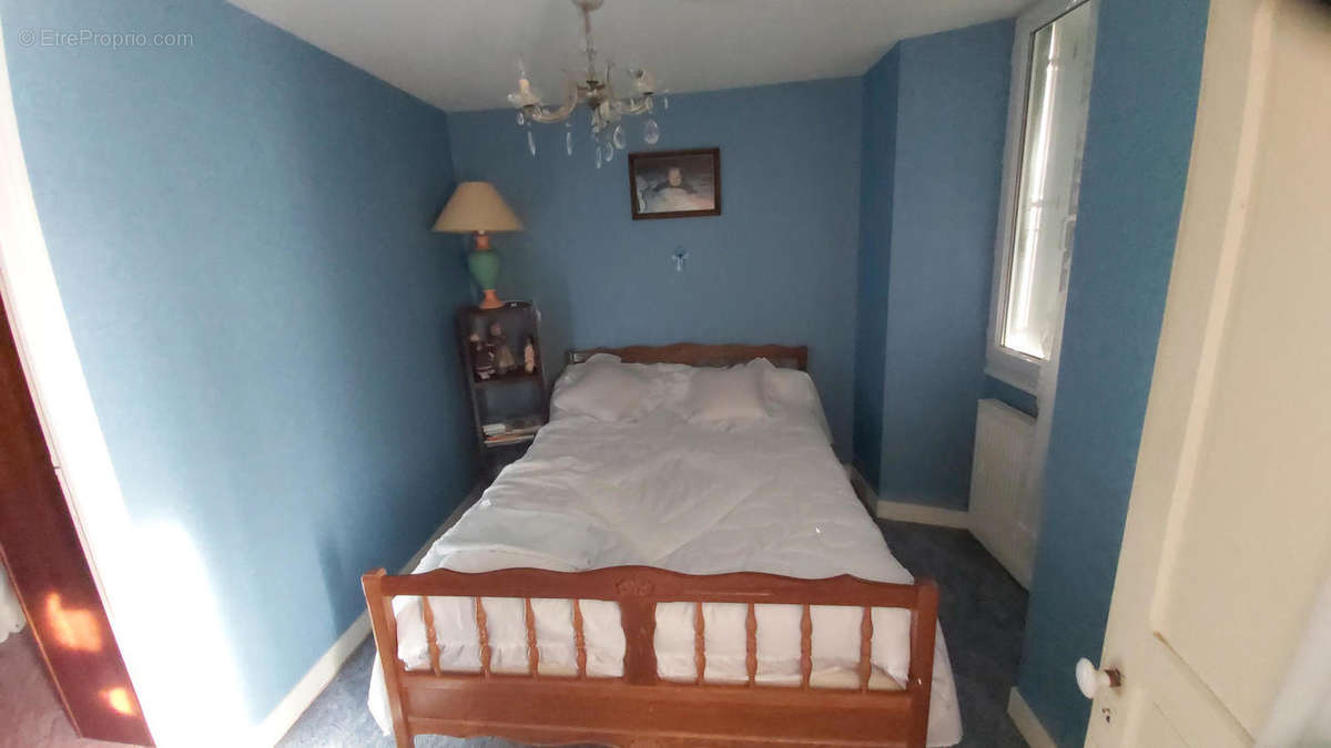 20211118_143955 - Maison à PIEGUT-PLUVIERS