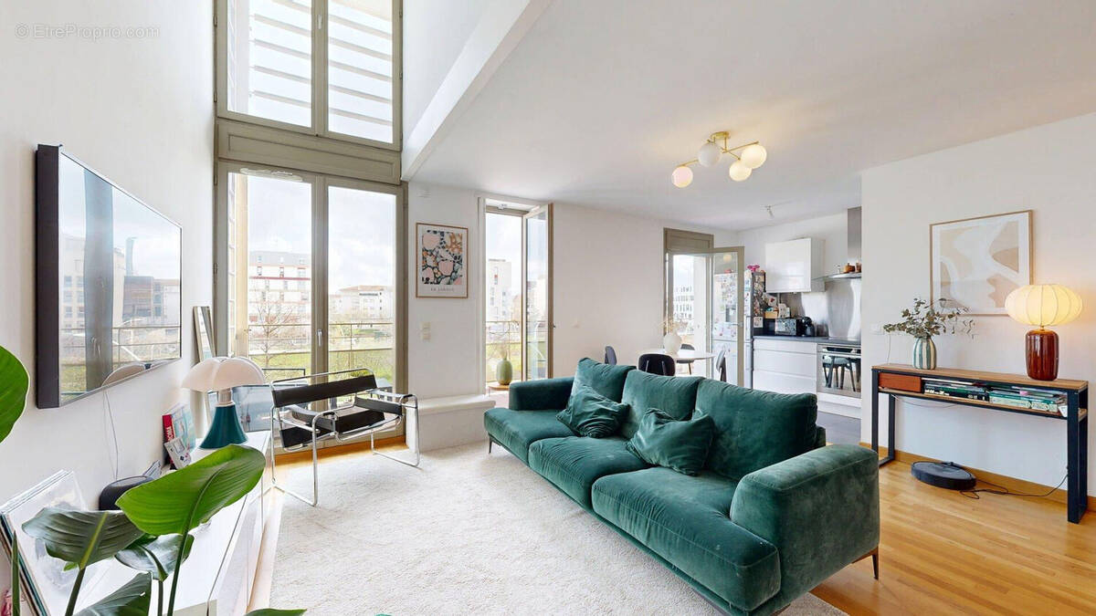 Appartement à NANTERRE