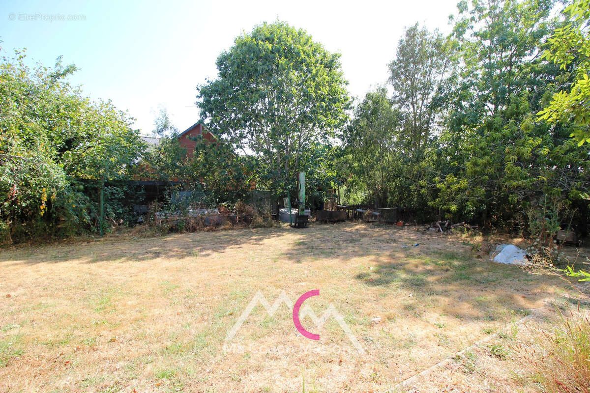 STE ANNE SUR BRIVET proche bourg, Maison d'environ 123m2 avec studio - photo 13