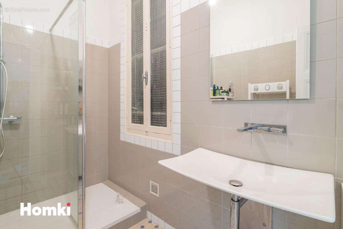 Appartement à MARSEILLE-6E