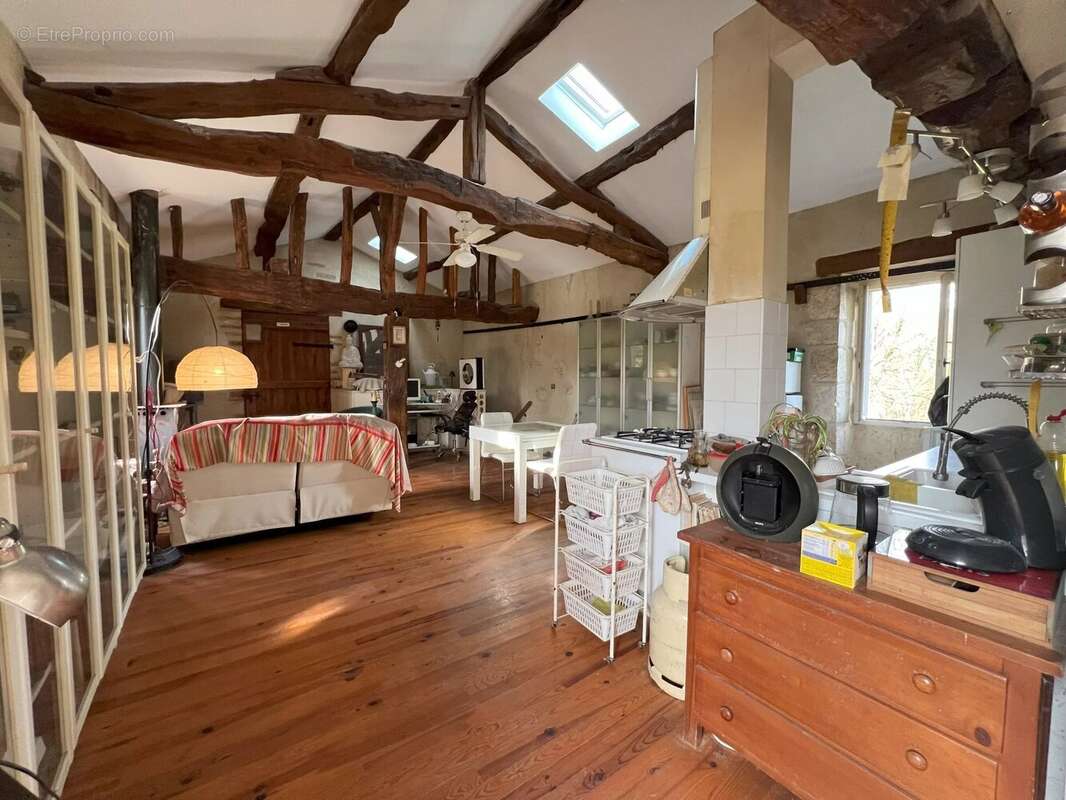 Maison à SAINT-CLAR