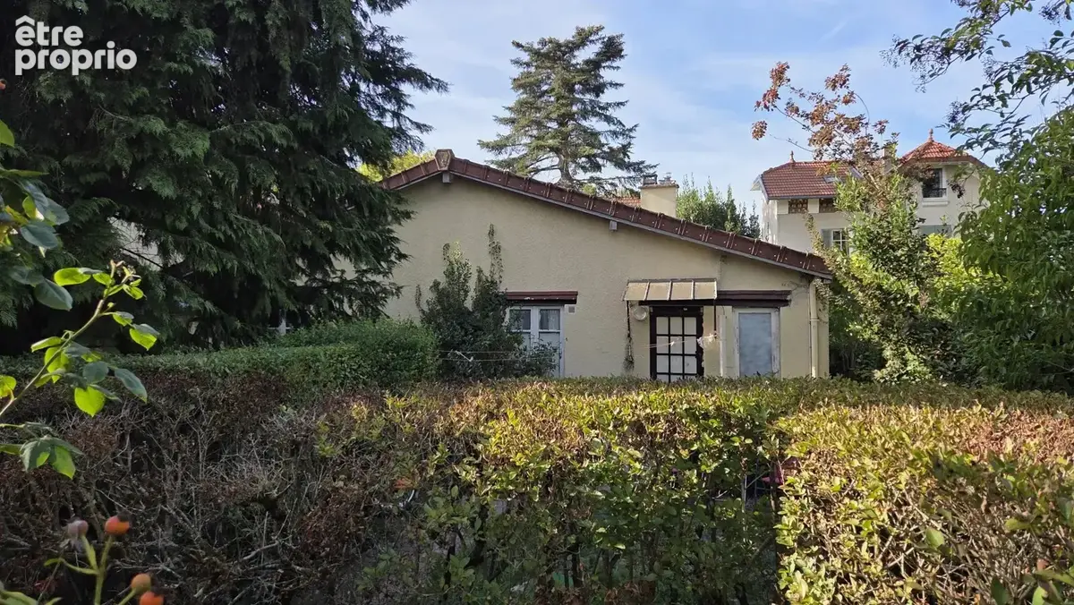 CHAVILLE limite VIROFLAY - Ensemble de 2 maisons sur jolie parcelle - photo 3