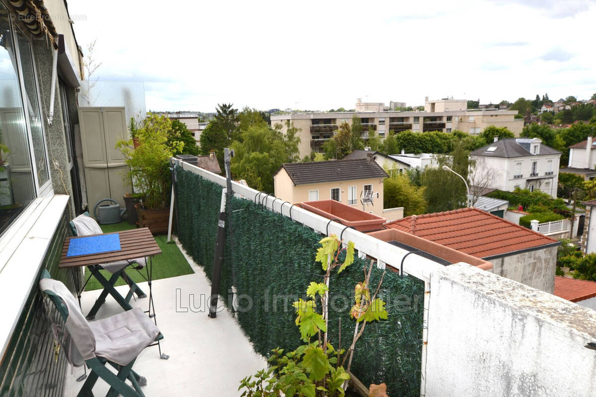 Appartement à LE PERREUX-SUR-MARNE