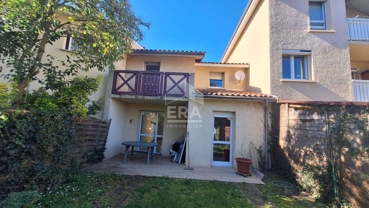 Maison de ville de 75 m² avec Terrasse et Jardin - photo 2
