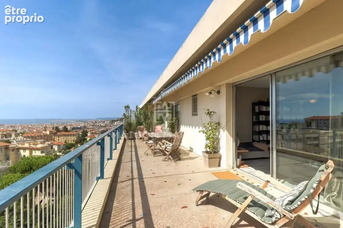 Cimiez - Dernier Étage - Appartement-Villa - Très  Grande Terrasse - photo 19