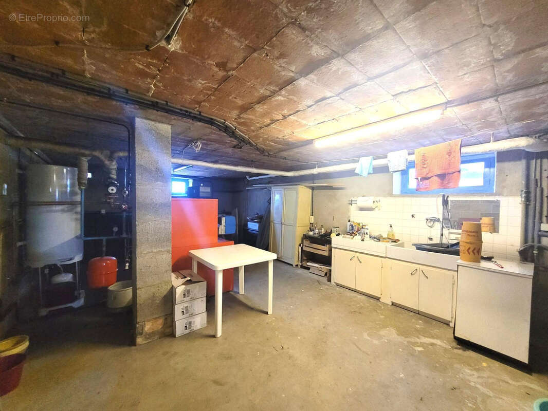 Maison à LE CHATELET